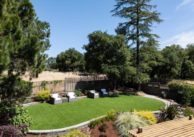 2230 Tioga Drive, Menlo Park CA: https://media.crmls.org/mediaz/c4cefa6a-aecf-436f-b855-5597c76337c9.jpg
