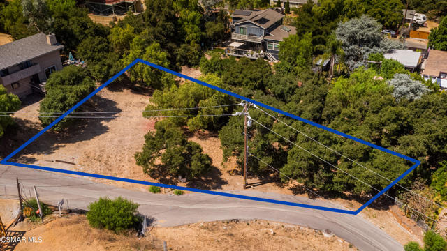 371 Acacia Lane, Newbury Park CA: https://media.crmls.org/mediaz/c4cf80b5-e258-48fb-8f8e-3f32445dbb5e.jpg