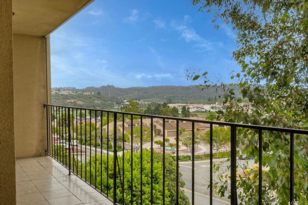 2251 Altisma Way - photo 2