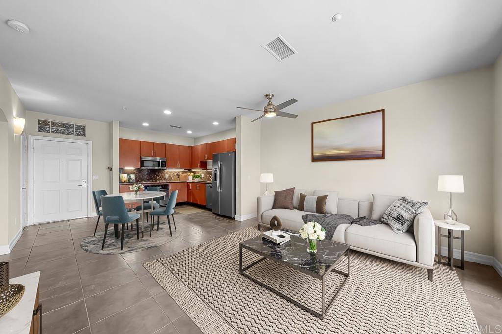550 Park Blvd - photo 9