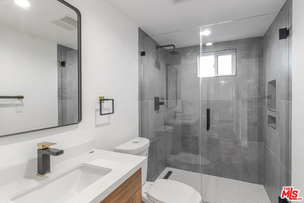 MLS #26840997 image #23