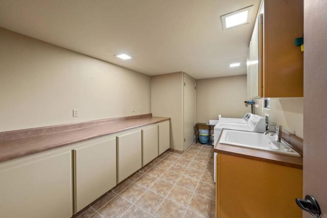 30593 Miller Road, Valley Center CA: https://media.crmls.org/mediaz/c4d04f2e-003e-4cf4-bcd9-62b5bab94f2b.jpg