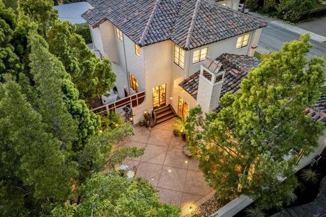 320 Jackson Street, San Mateo CA: https://media.crmls.org/mediaz/c4d0f187-efc9-46c5-ad21-e05e79056d04.jpg