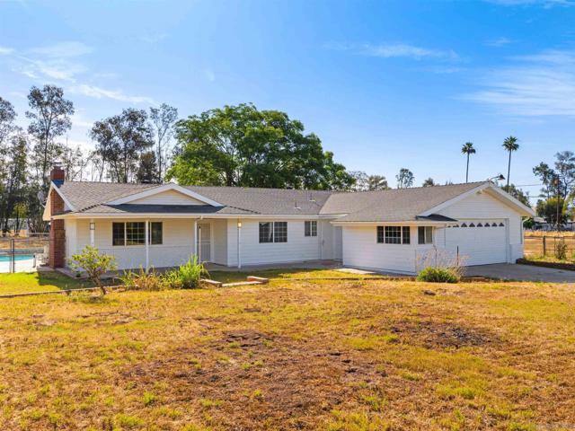1621 Lilac, Ramona CA: https://media.crmls.org/mediaz/c4d10a2a-54de-42b8-95d0-5f9d15eec51d.jpg