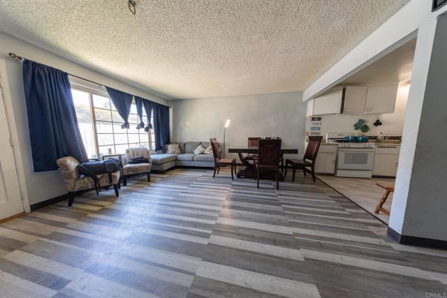 Detail Gallery Image 13 of 51 For 1109 E Lexington, El Cajon,  CA 92019 - 8 Beds | 4 Baths