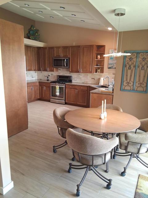 114 Alcola Circle, Palm Desert, CA 92211