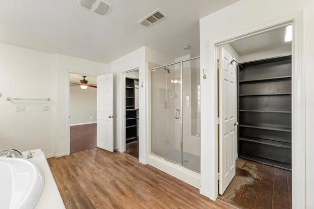 1049 Boulder, Oceanside CA: https://media.crmls.org/mediaz/c4d2563a-c5fe-4c87-8c13-6da2e1678ff0.jpg