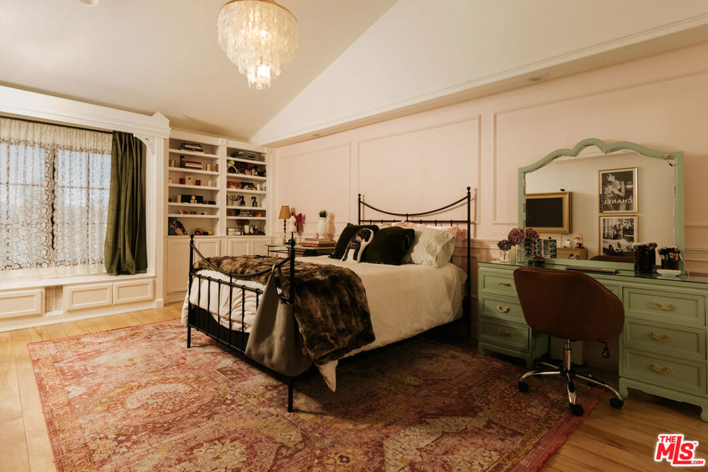 MLS #26864133 image #17