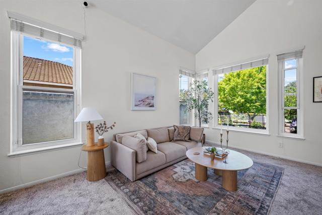 1205 Masterpiece Dr, Oceanside CA: https://media.crmls.org/mediaz/c4d2e77f-8f14-4155-9ace-1e3529b7e275.jpg
