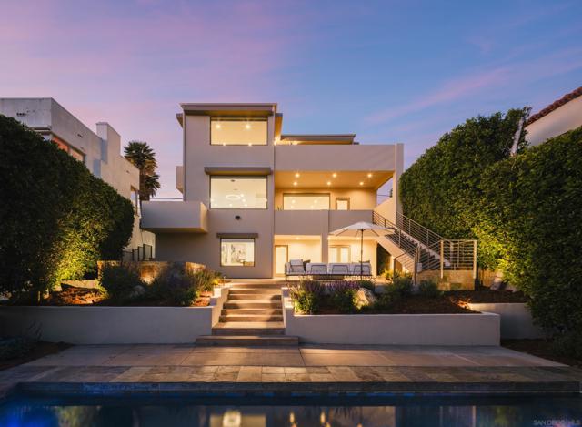 2111 W California Street, San Diego CA: https://media.crmls.org/mediaz/c4d2f26f-a8a7-4494-805c-f240adb347c9.jpg