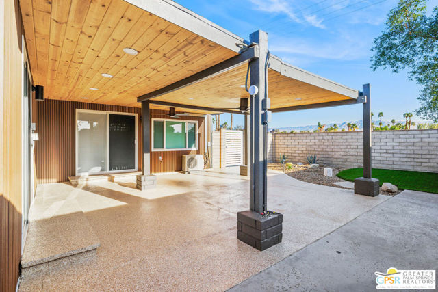 Image 4 of 24 For 35211 Bandana Circle