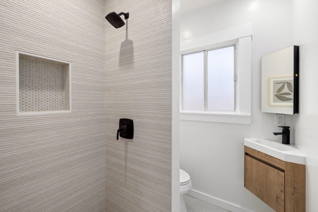 2254 62nd Ave, Oakland CA: https://media.crmls.org/mediaz/c4d4505a-9c6b-4516-9471-30bd97e71ade.jpg