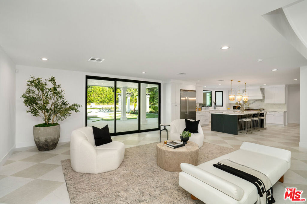 MLS #25545181 image #19