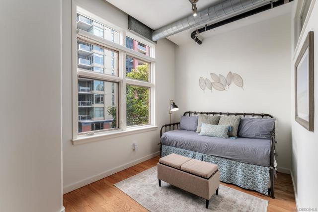 877 Island Ave, San Diego CA: https://media.crmls.org/mediaz/c4d57a3d-267f-4134-828e-38a0f2c1b59f.jpg