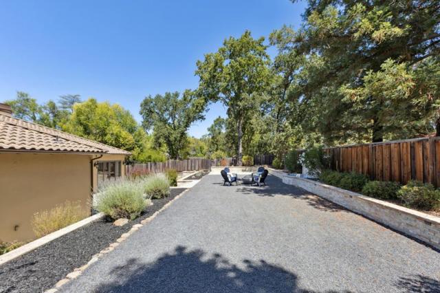 716 Rosewood Drive, Walnut Creek CA: https://media.crmls.org/mediaz/c4d5b6ef-b92f-4aa8-9d50-a363c23e3d0d.jpg