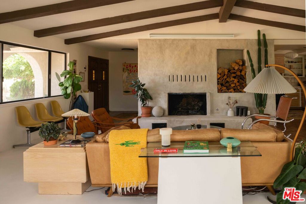 MLS #25598609 image #2