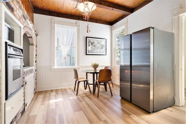 2120 Encinal, Alameda CA: https://media.crmls.org/mediaz/c4d68f2f-37b3-40be-a70a-78f6e24fc79e.jpg