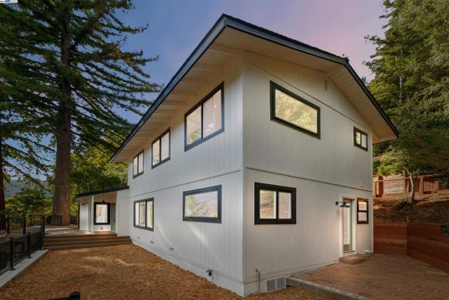 620 Manzanita Ave, Boulder Creek CA: https://media.crmls.org/mediaz/c4d6e066-1307-4ba9-b90a-d0bed4ee40d4.jpg