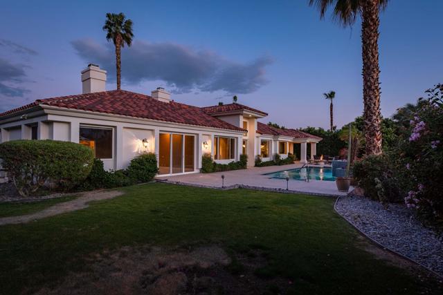 35010 Vista Del Ladero, Rancho Mirage CA: https://media.crmls.org/mediaz/c4d80427-57f3-4dc4-801c-0e0f63ab70c9.jpg