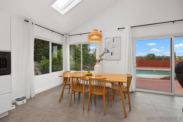 7614 Volclay Dr, San Diego CA: https://media.crmls.org/mediaz/c4d9968d-5170-4deb-88ca-e6d59d676ffd.jpg
