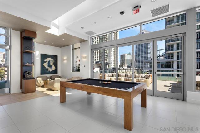 1388 Kettner Blvd, San Diego CA: https://media.crmls.org/mediaz/c4d9e5b3-6334-4543-8a06-d71001da8f7a.jpg