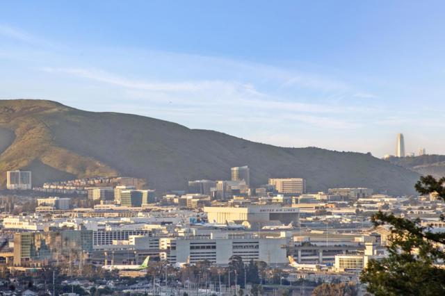 Image 83 of 101 For 2900 Hillside Drive