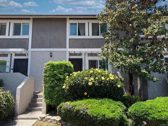 Detail Gallery Image 1 of 1 For 1466 15th St, Imperial Beach,  CA 91932 - 2 Beds | 1/1 Baths