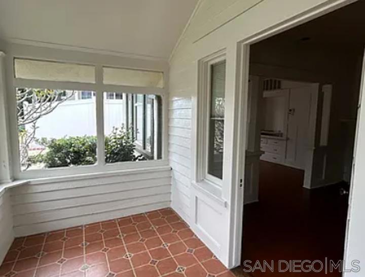 2220 Rosecrans - photo 7