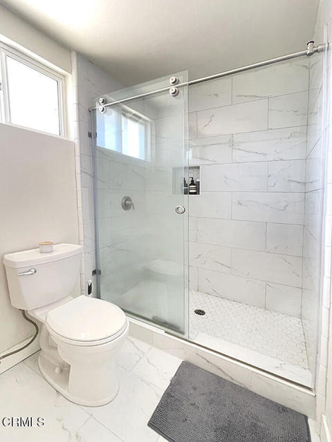 Image 11 of 21 For 193 Sidlee Street