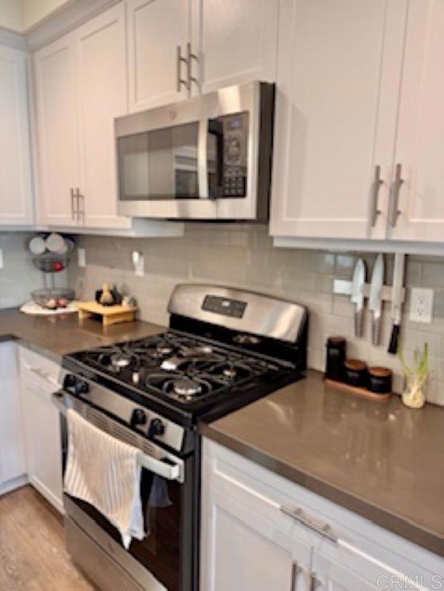 324 MILLSTREAM CT, Santee CA: https://media.crmls.org/mediaz/c4de5a4c-64e5-46c3-a574-99e58353d729.jpg