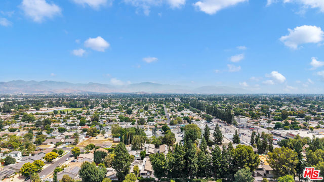 10326 Gothic Avenue, Granada Hills CA: https://media.crmls.org/mediaz/c4de9706-8145-4e3c-bb74-f5dee9678634.jpg