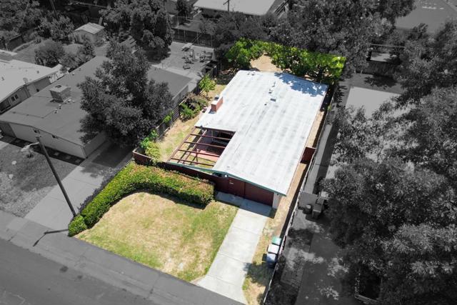 801 Douglas Street, West Sacramento CA: https://media.crmls.org/mediaz/c4df4fc0-03b4-4850-8387-7c83ffdcc0b4.jpg