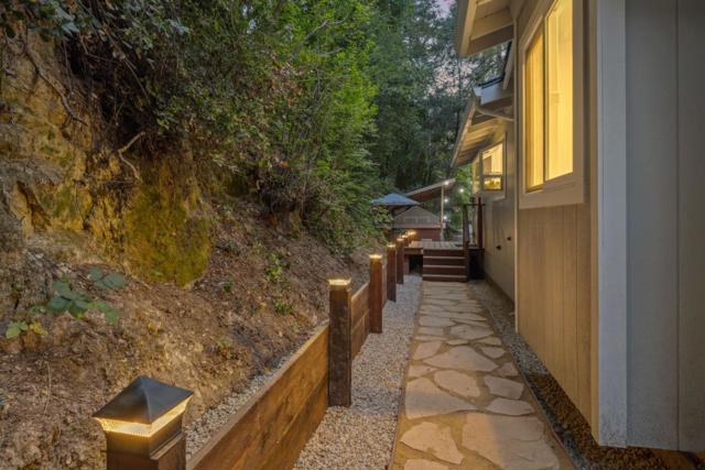 200 Shady Lane, Boulder Creek CA: https://media.crmls.org/mediaz/c4df9c75-c21e-4062-abd9-090bcedb1aae.jpg