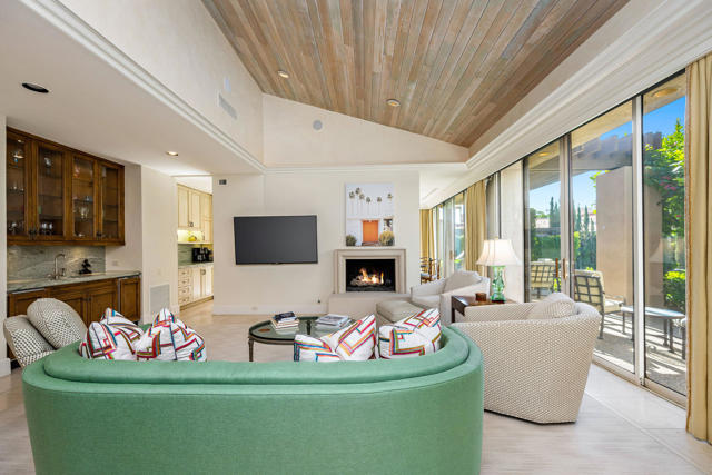 Image 2 of 8 For 74675 Arroyo Drive