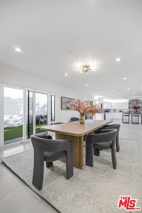 18202 Rancho Street, Tarzana CA: https://media.crmls.org/mediaz/c4dfb117-e767-47c2-8180-8e6df087316b.jpg