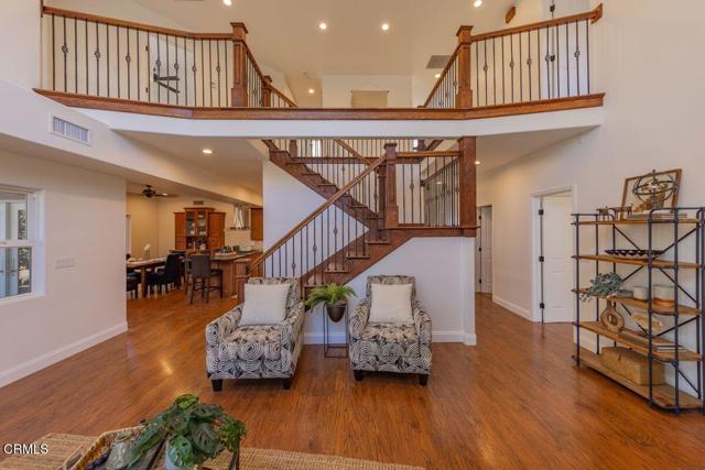 1035 Moreno Drive, Ojai CA: https://media.crmls.org/mediaz/c4e0d8be-c9c9-4438-9783-8d0f1e3a5727.jpg