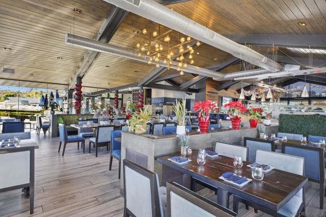 1024 La Tierra Dr, San Marcos CA: https://media.crmls.org/mediaz/c4e1a785-db4c-4f64-9e94-5ebbdb893a1b.jpg