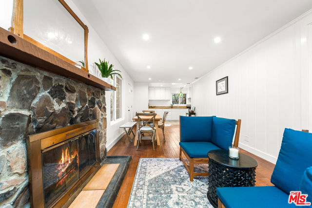 800 N Topanga Canyon Boulevard, Topanga CA: https://media.crmls.org/mediaz/c4e39851-4888-461d-836a-882f271869ef.jpg
