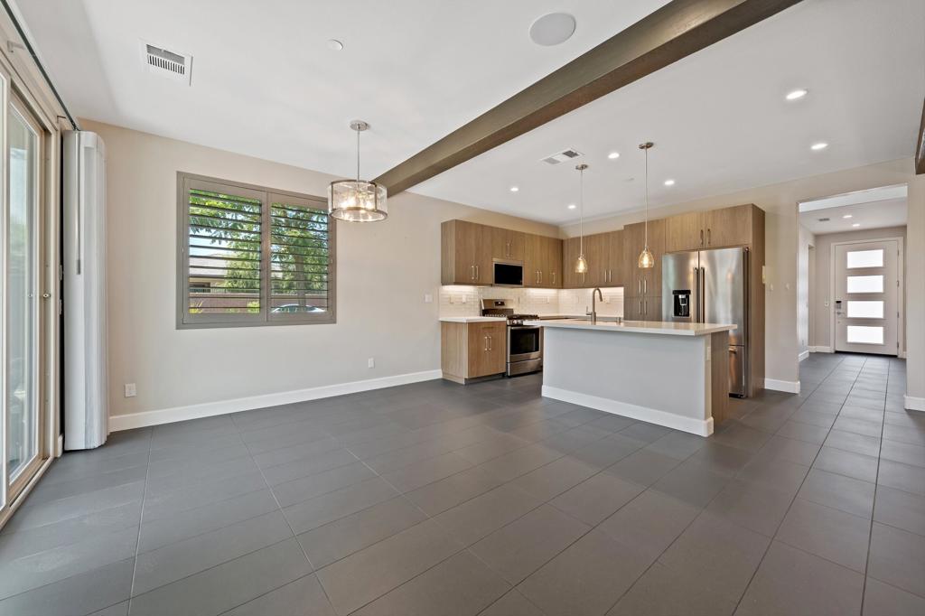 MLS #219131963DA image #4