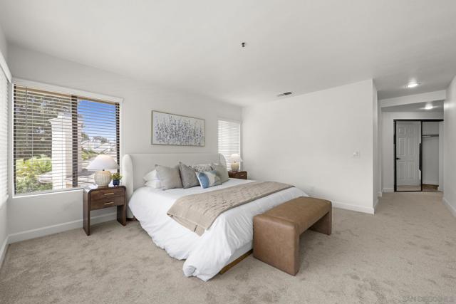 1894 Spyglass Cir, Vista CA: https://media.crmls.org/mediaz/c4e3e6af-6adc-4ba7-8057-f71cb06bfb25.jpg