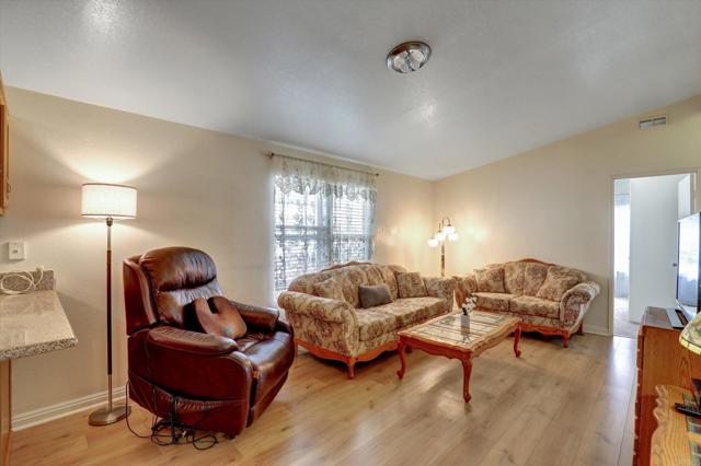 1550 Rimpau Avenue, Corona CA: https://media.crmls.org/mediaz/c4e425a4-0014-4e4d-b3e8-ebe91d061549.jpg