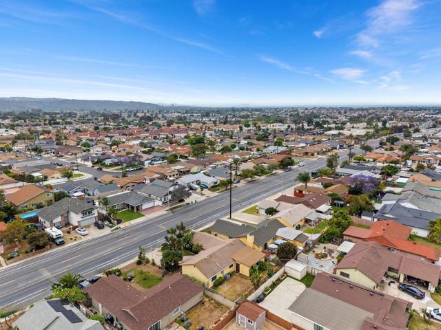2862 Coronado Avenue, San Diego CA: https://media.crmls.org/mediaz/c4e46449-c058-4cf9-a49e-7d1465f56ce6.jpg