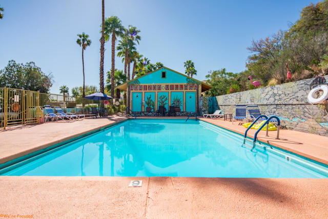 Were Focused Horizon Mobile Village Stoc