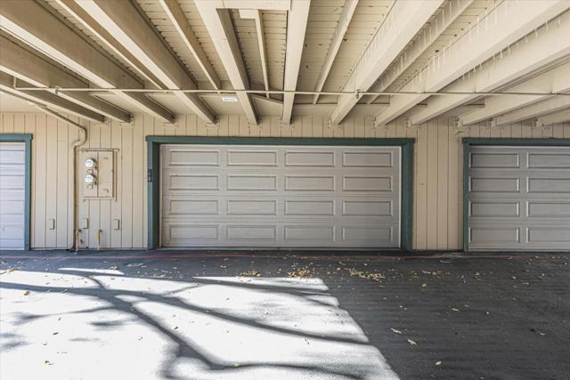 Image 43 of 47 For 388 Union Avenue B