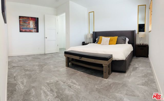 4938 Imlay Avenue, Culver City CA: https://media.crmls.org/mediaz/c4e56bea-a724-4e3d-a5c8-80f55672ba98.jpg