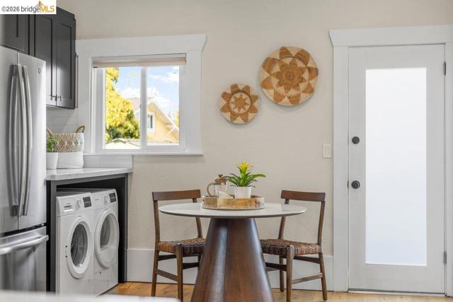 Image 25 of 52 For 1072 57th St