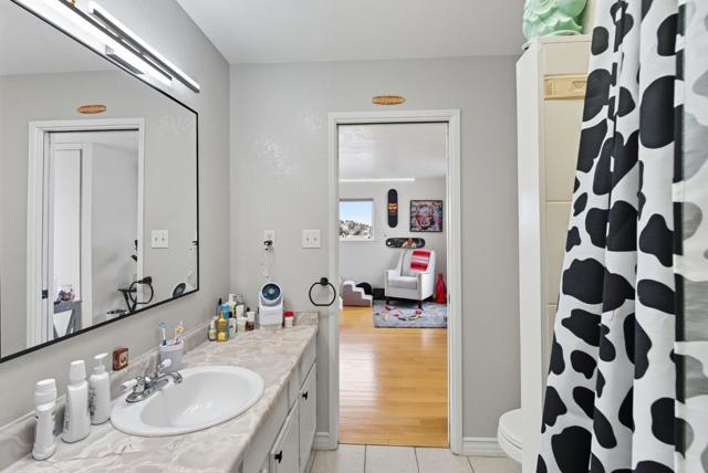 1840 Church Street, San Francisco CA: https://media.crmls.org/mediaz/c4e5ffae-7330-49e4-a012-9c3ad7ba013f.jpg