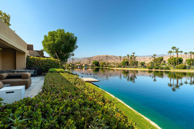 149 Lake Shore Drive, Rancho Mirage, CA 92270