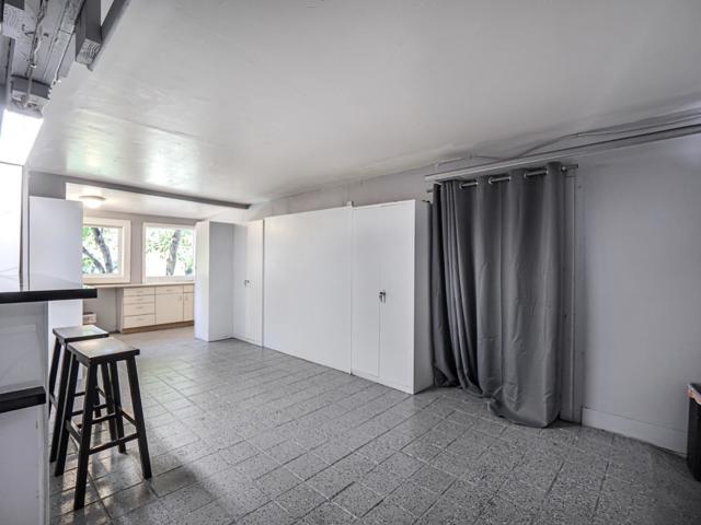 507 Market Street, Santa Cruz CA: https://media.crmls.org/mediaz/c4e713de-102e-475c-911d-64250142653c.jpg