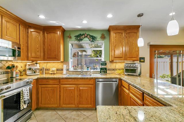 5839 Herma Street, San Jose CA: https://media.crmls.org/mediaz/c4e7b461-07a4-497d-9aa5-340993d543aa.jpg